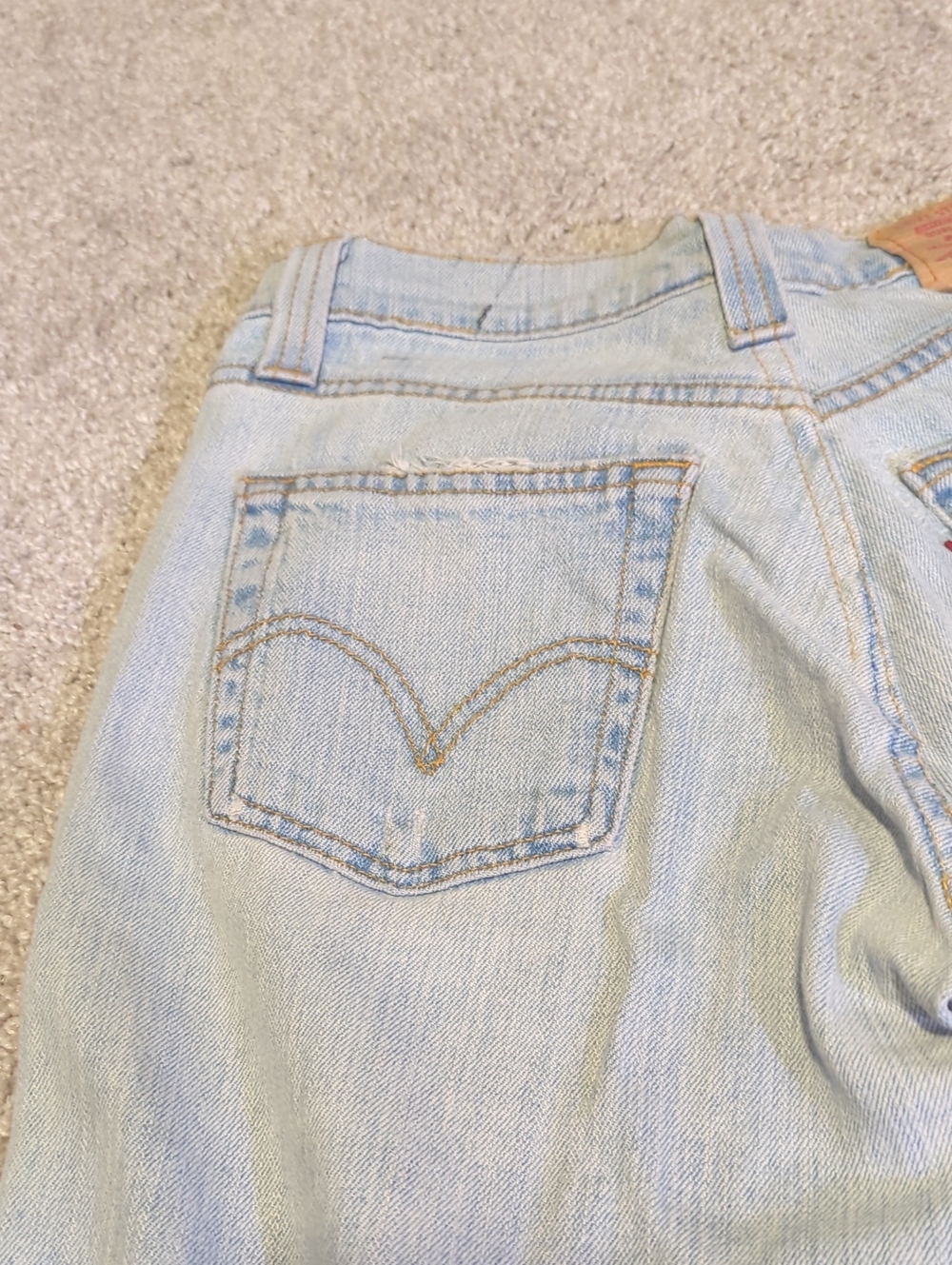 Levi's Light Wash Button Fly Straight Leg Blue Denim with Tan Label 5M Juniors - Picture 12 of 15